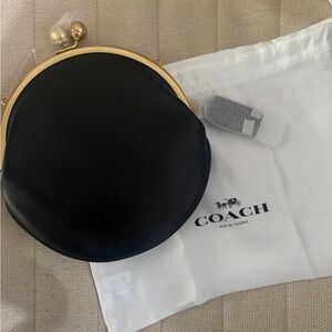 Coach Kisslock Pouch 20